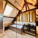 Couette-café Moulin Royale 4*