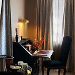 Moulin Royale Bed & Breakfast 4*