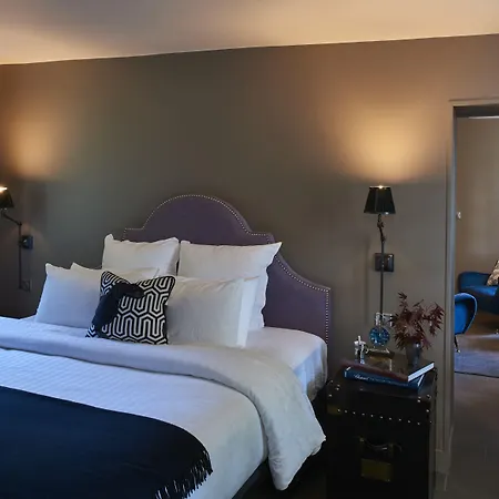 Moulin Royale Couette-café 4*