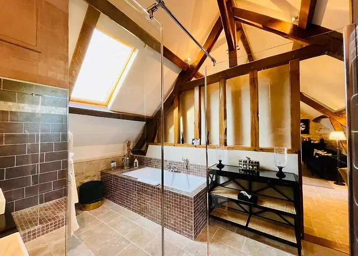 Couette-café Moulin Royale 4*